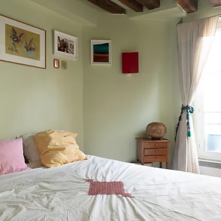 Apartment Spacious Love Nest Located In 6th *